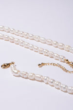 Load image into Gallery viewer, Small sized pearl beaded bracelet and necklace set
